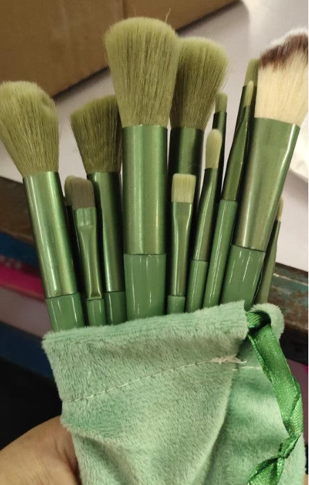 13Pcs Makeup Brush Set - Make Up Concealer Brush, Blush Powder Brush, Eye Shadow Highlighter Foundation Brush - Cosmetic Beauty Tools - Yo'rTotal Beauty